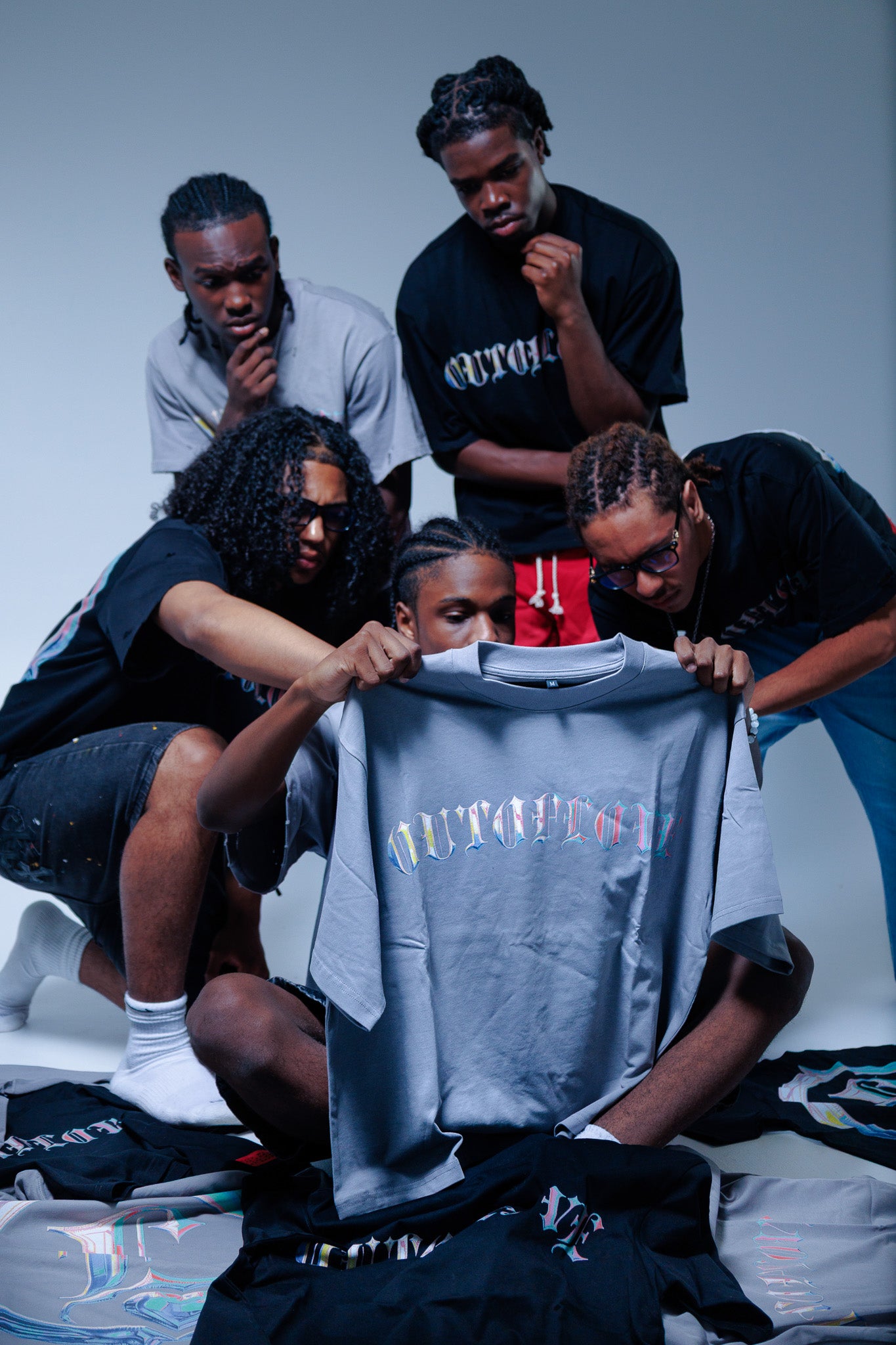 “Chromatic Love” T-Shirt (Gray)